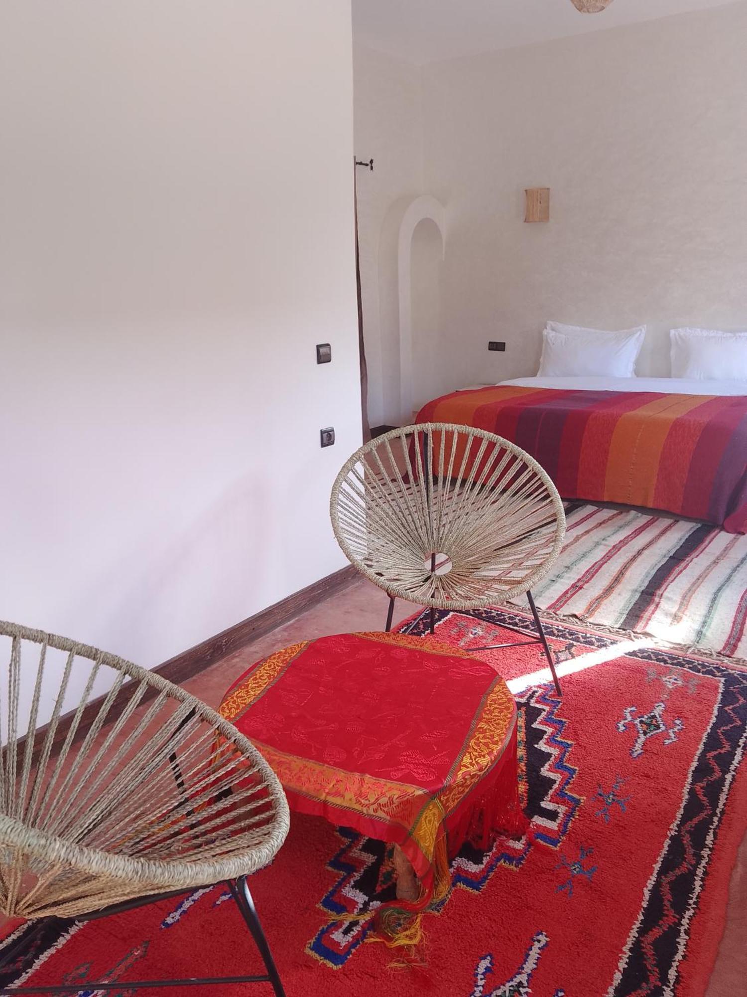 Хостел Kasbah Dar Bahnini Скура Екстер'єр фото